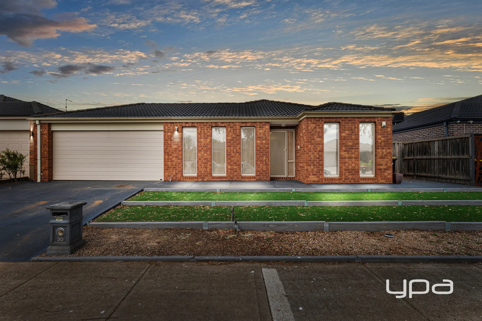 30 Moonah Avenue, Brookfield VIC 3338