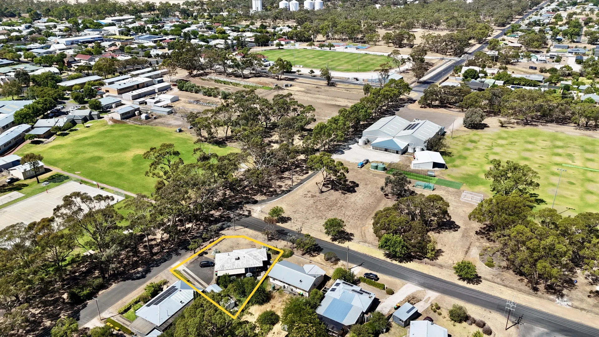 Additional image 21 of 44 Victoria Parade, Bordertown SA 5268