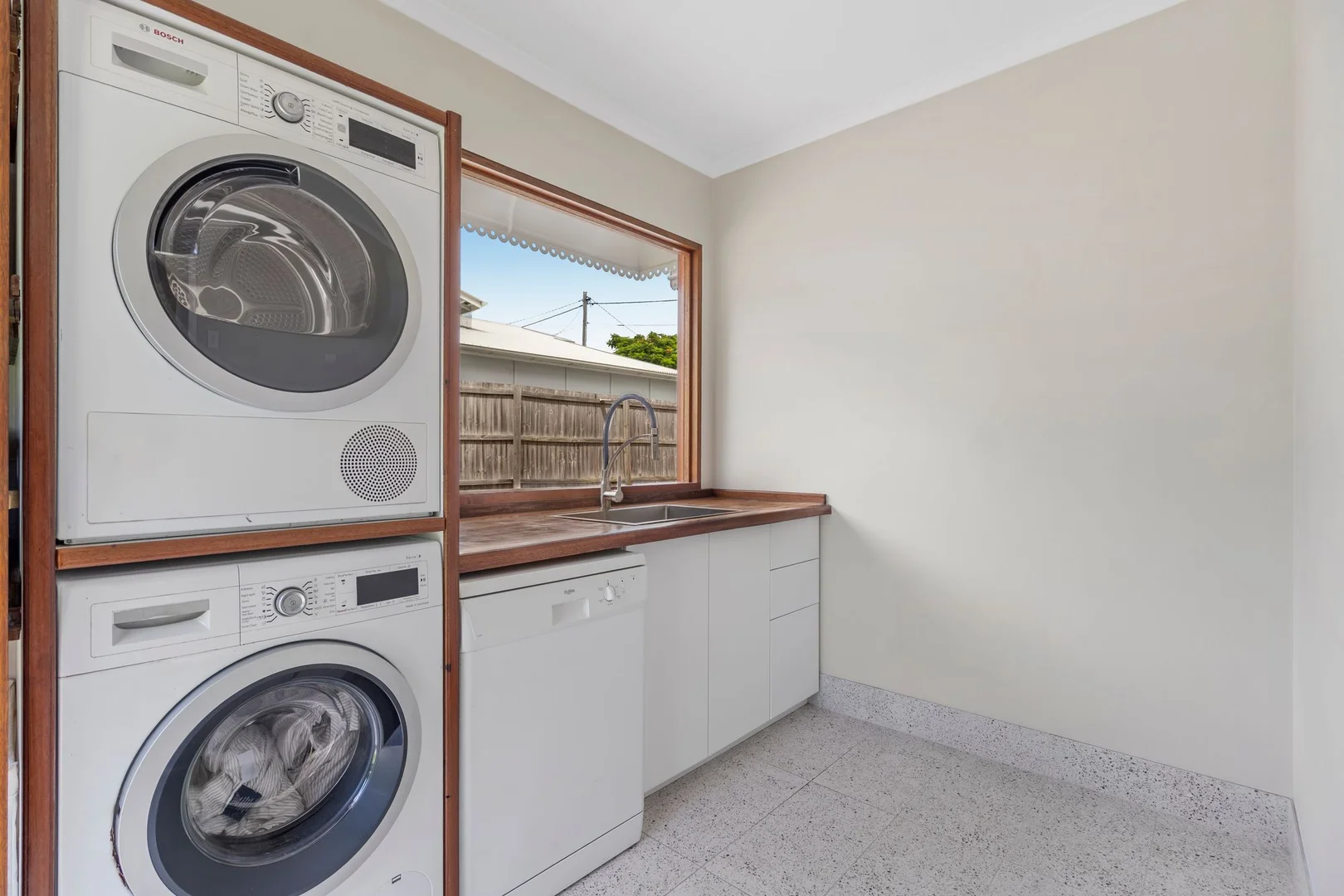 Additional image 21 of 16 Bright Street, Newtown QLD 4305