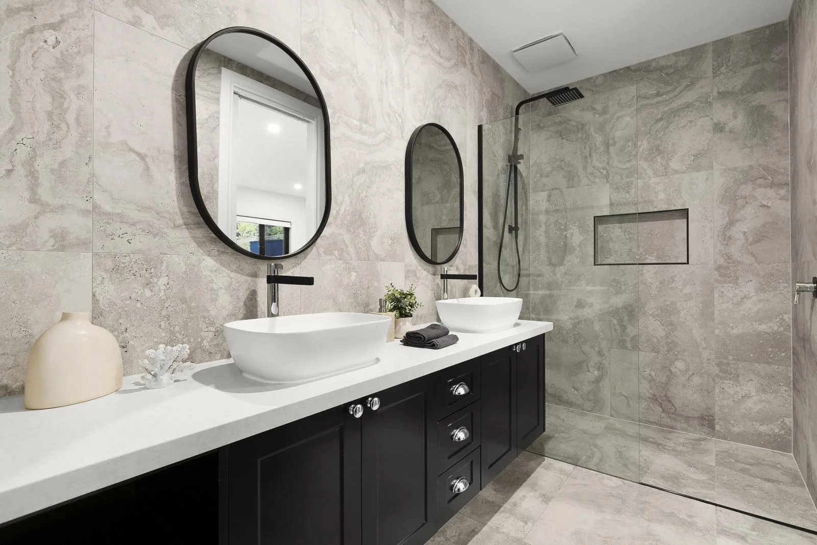 Additional image 12 of 29 Brentwood Drive, Avondale Heights VIC 3034