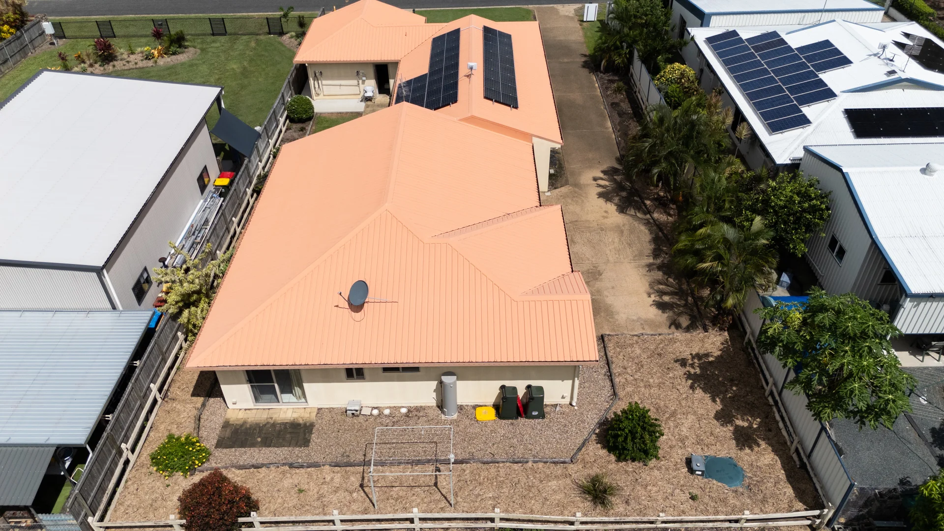 Additional image 16 of 2/23 Marine Parade, Laguna Quays QLD 4800