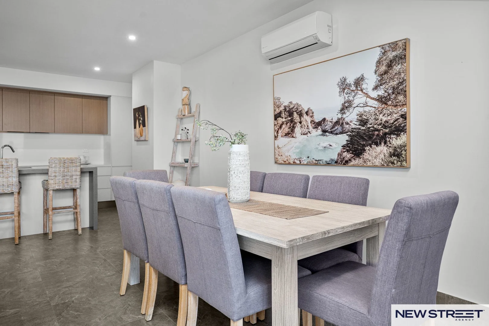 Additional image 14 of 403/1 Mawson Close, Caves Beach NSW 2281