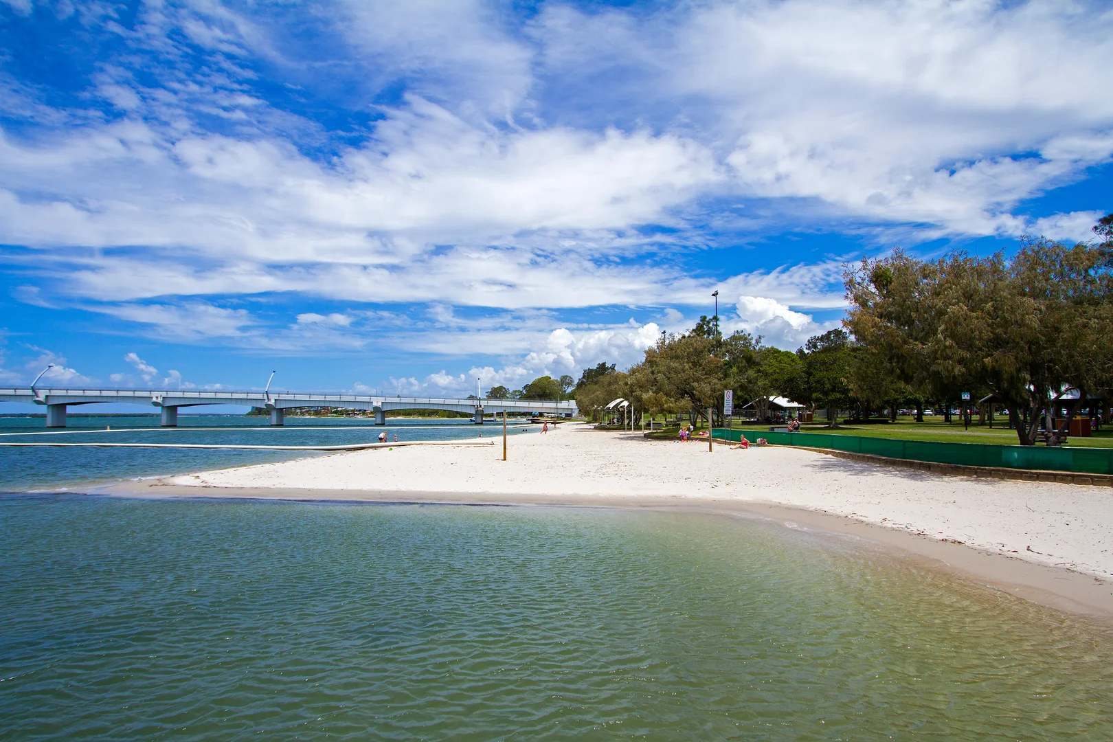 Additional image 17 of 1/59 Errol Avenue, Paradise Point QLD 4216