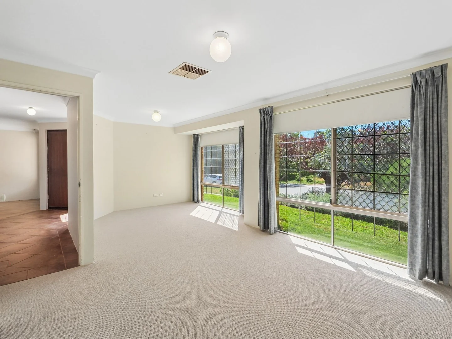 Additional image 13 of 39 Holmesdale Road, Woodbridge WA 6056