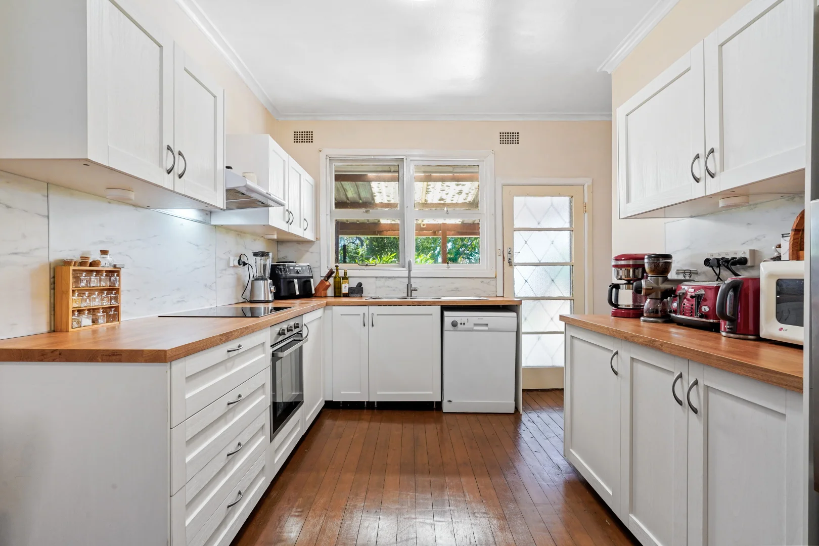 Additional image 4 of 7 Fox Hills Crescent, Toongabbie NSW 2146