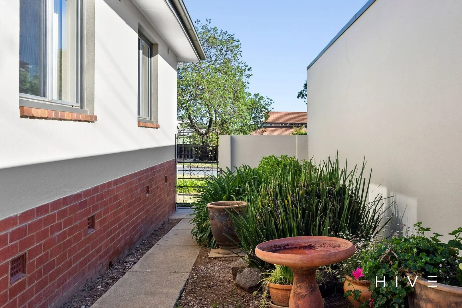 Additional image 18 of 2 Caley Crescent, Narrabundah ACT 2604