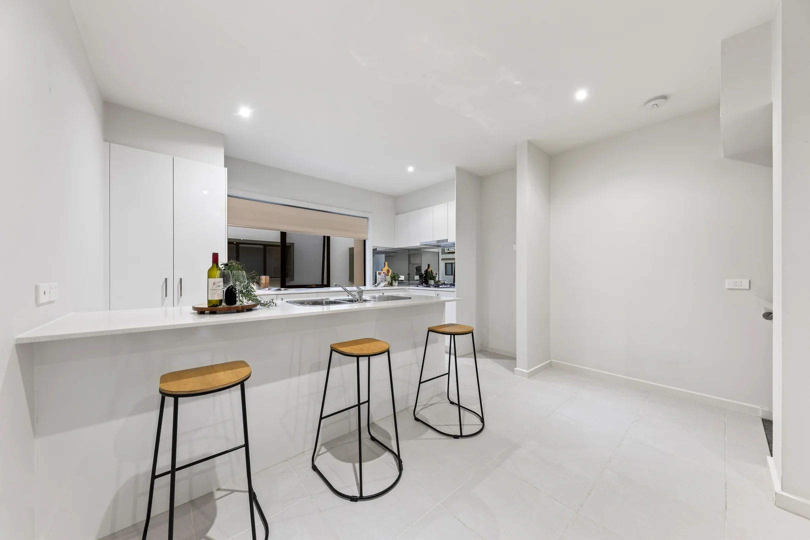 Additional image 8 of 7/17 Edgeware Close, Pakenham VIC 3810