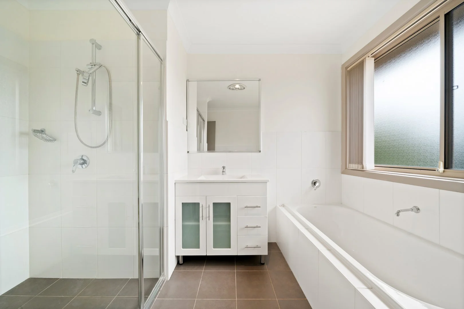 Additional image 15 of 2/27 Henderson Road, Queanbeyan NSW 2620