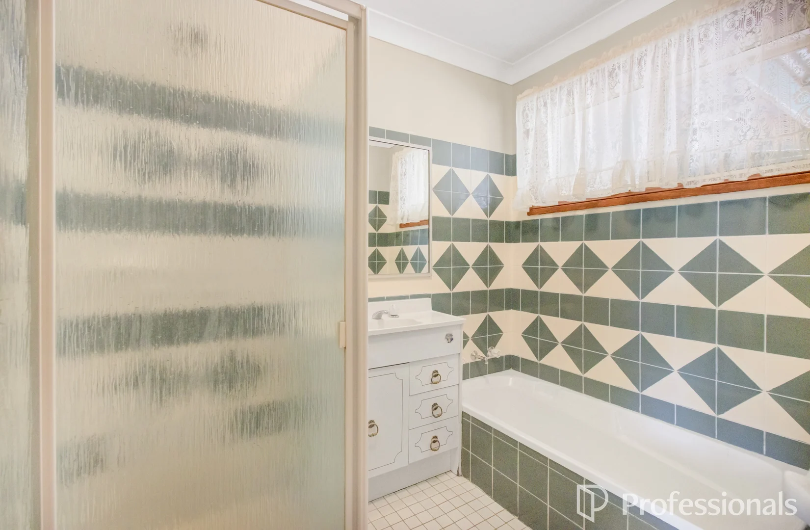 Additional image 16 of 14 Eaton Street, Ashmont NSW 2650