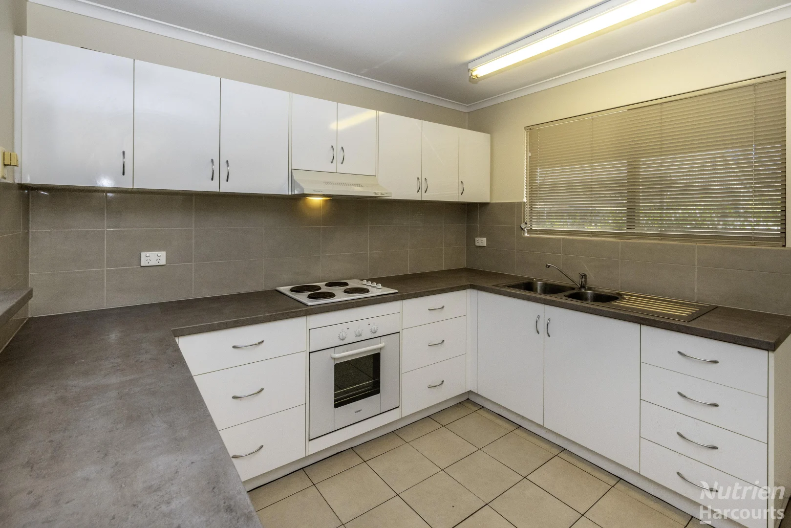 Additional image 10 of 1/6 Triodia Court, Sadadeen NT 0870