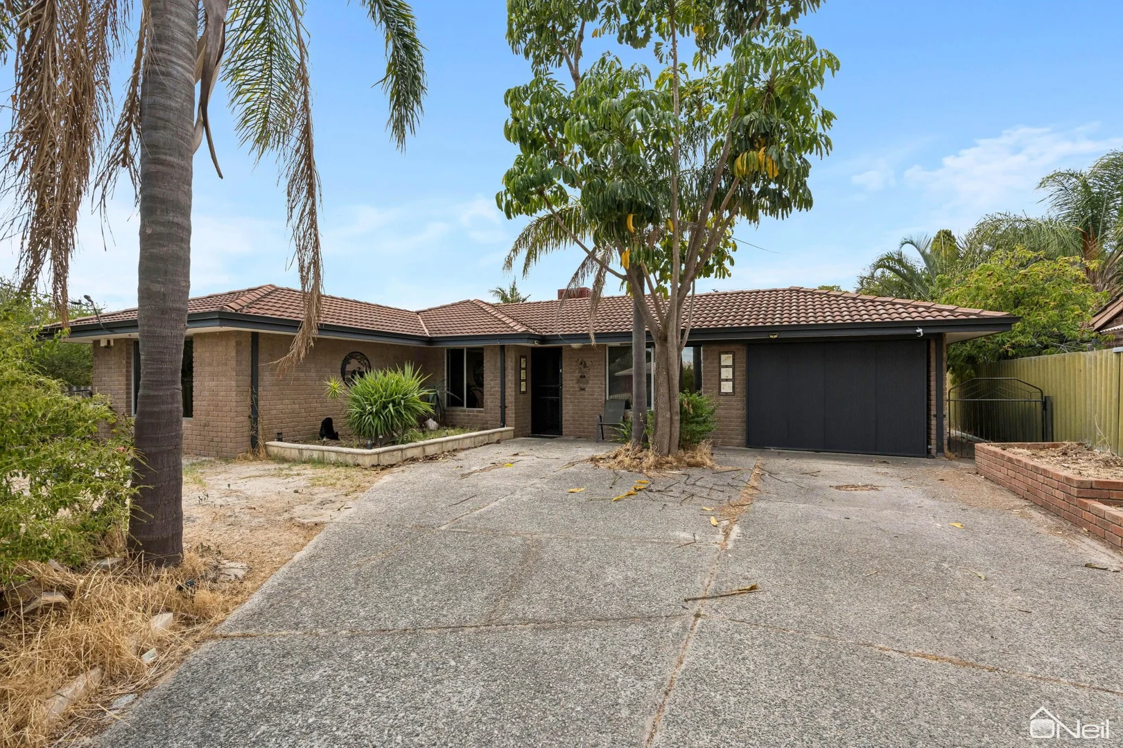 42 Prescott Drive, Gosnells WA 6110