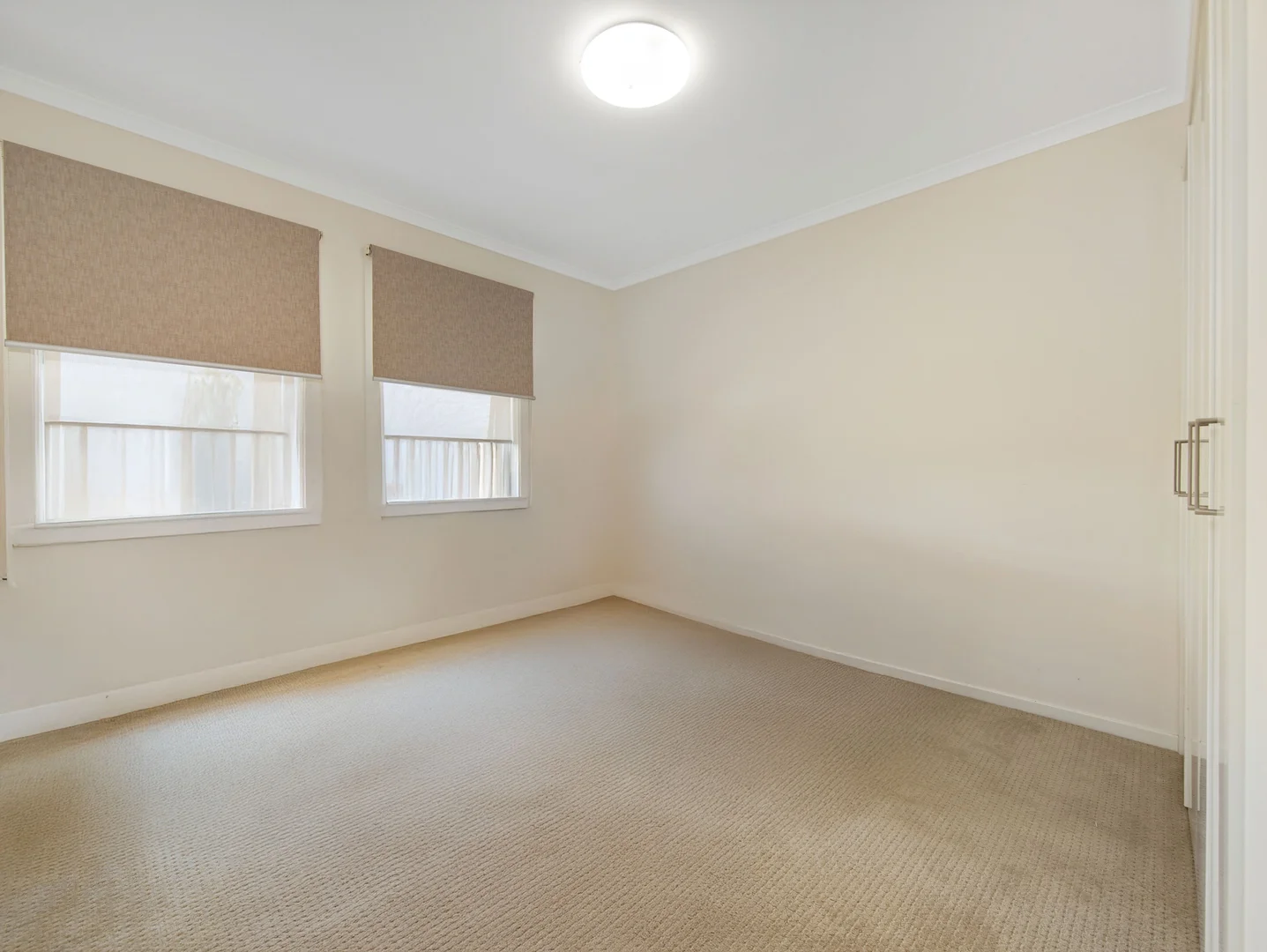 Additional image 11 of 2/19A Bavarde Avenue, Batemans Bay NSW 2536