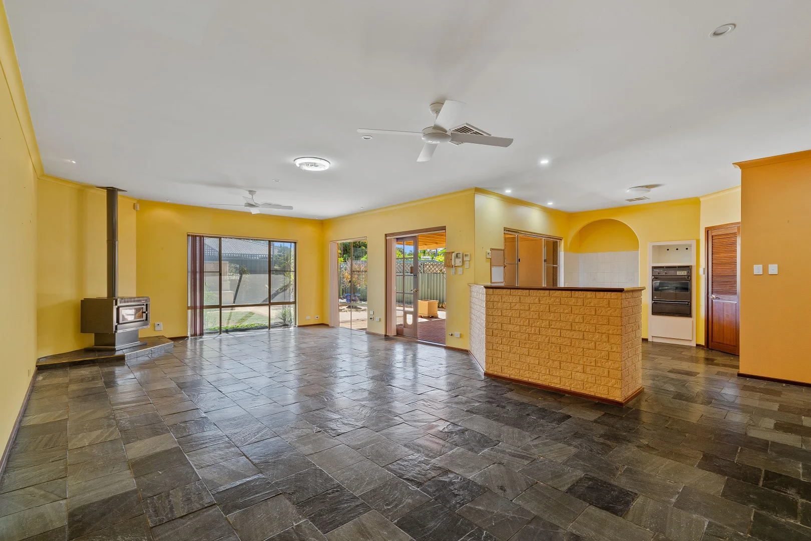 Additional image 5 of 7 Balmoral Parade, Halls Head WA 6210