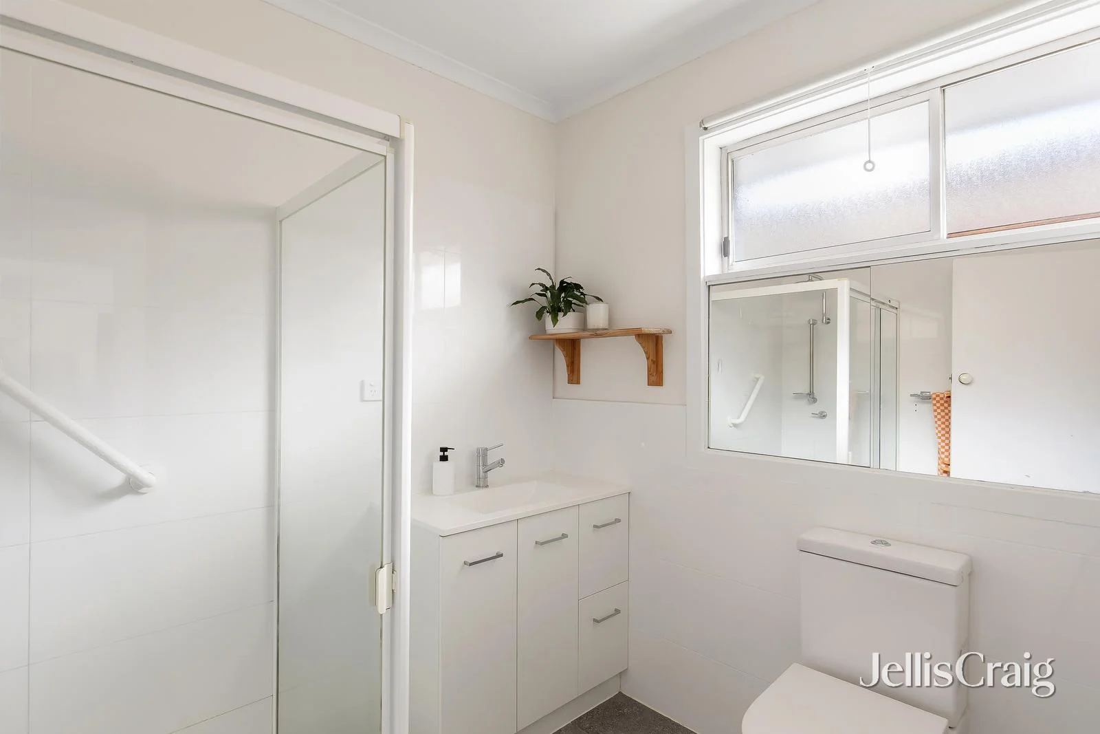 Additional image 9 of 1/5 Leach Street, Briar Hill VIC 3088