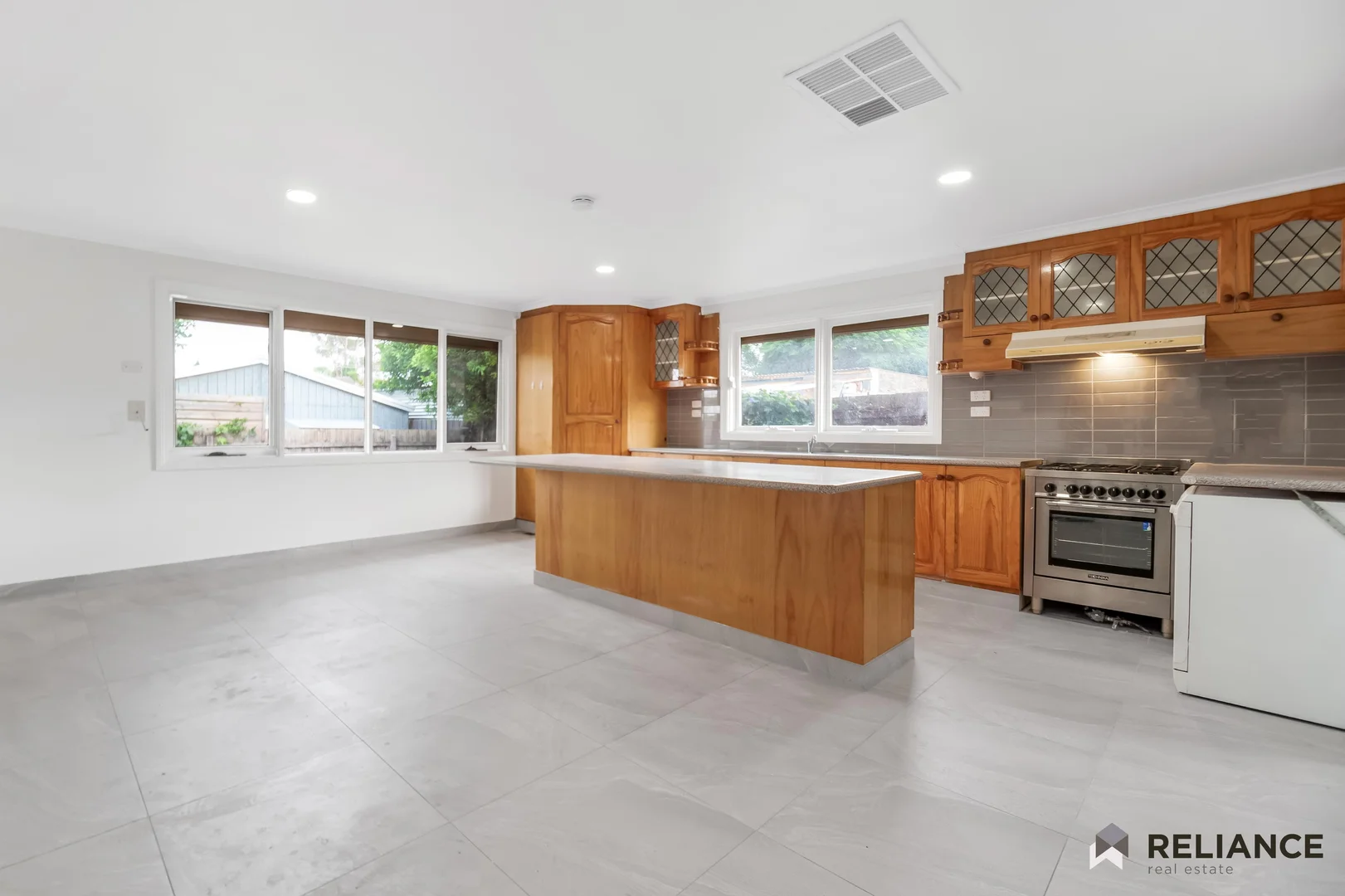 Additional image 11 of 101 Exford Road, Melton South VIC 3338