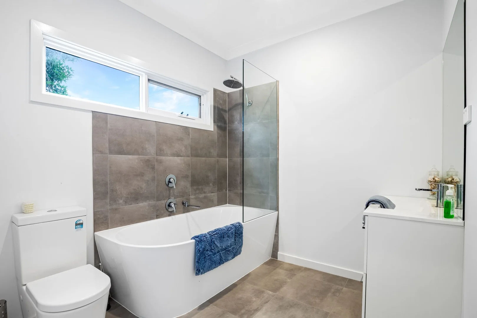 Additional image 12 of 21 Young Street, Leongatha VIC 3953