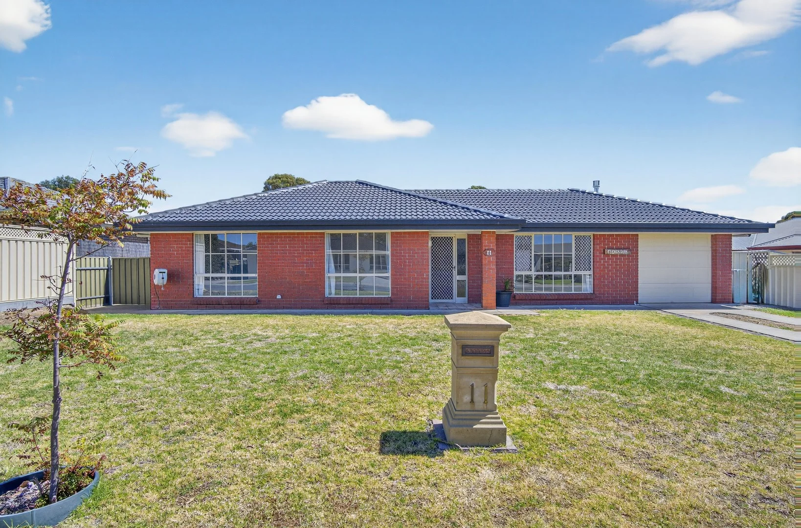 11 Dolphin Avenue, Encounter Bay SA 5211