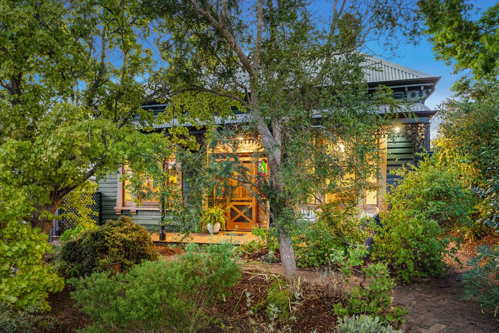 423 Nicholson Street, Black Hill VIC 3350