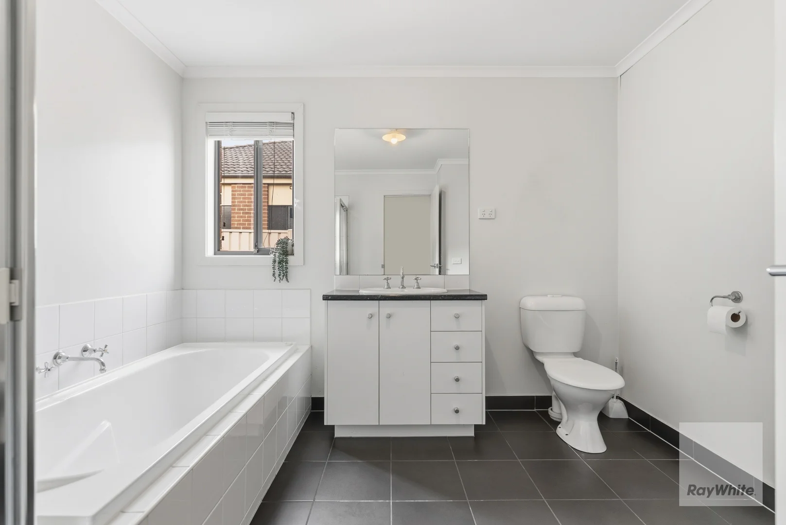 Additional image 16 of 11 Verdon Avenue, Caroline Springs VIC 3023