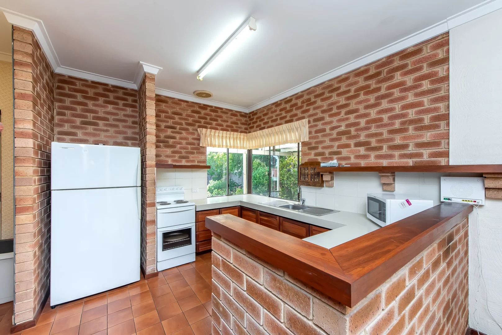 Additional image 12 of 85A Rannoch Circle, Hamersley WA 6022