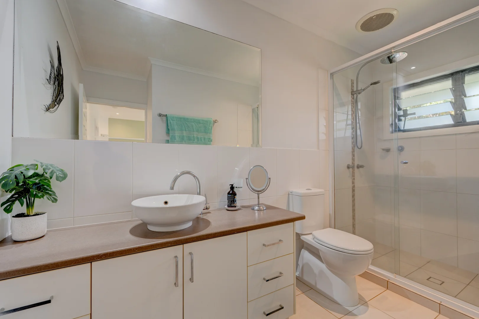 Additional image 24 of 14 Pacific View Drive, Wongaling Beach QLD 4852