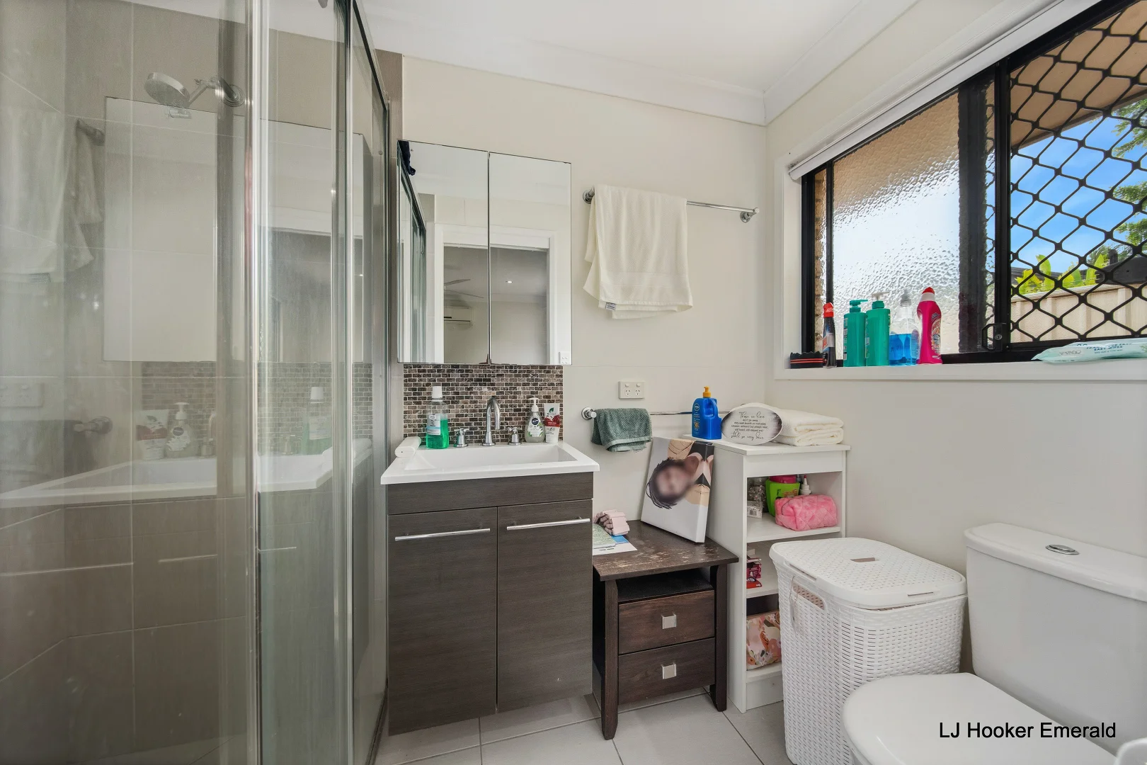 Additional image 13 of 1/38 Berthun Street, Emerald QLD 4720