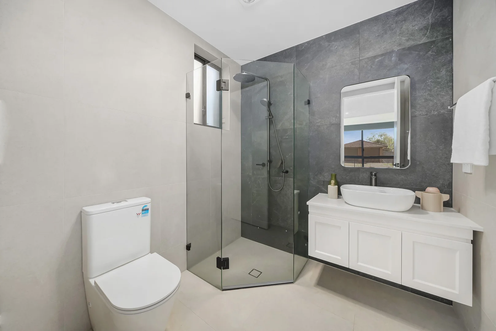 Additional image 8 of 1B Bentley Road, Colyton NSW 2760