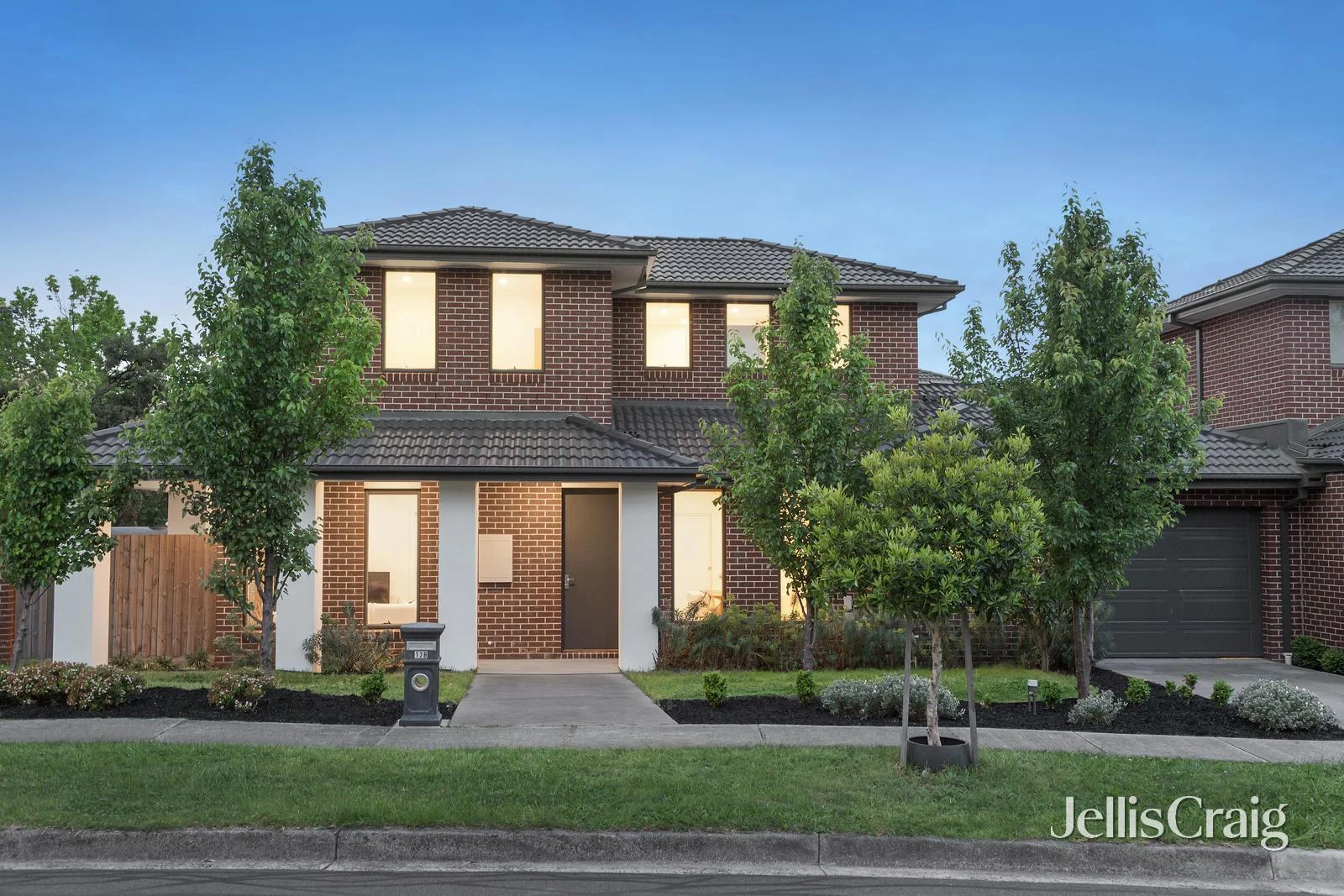 12B Carolina Street, Mount Waverley VIC 3149