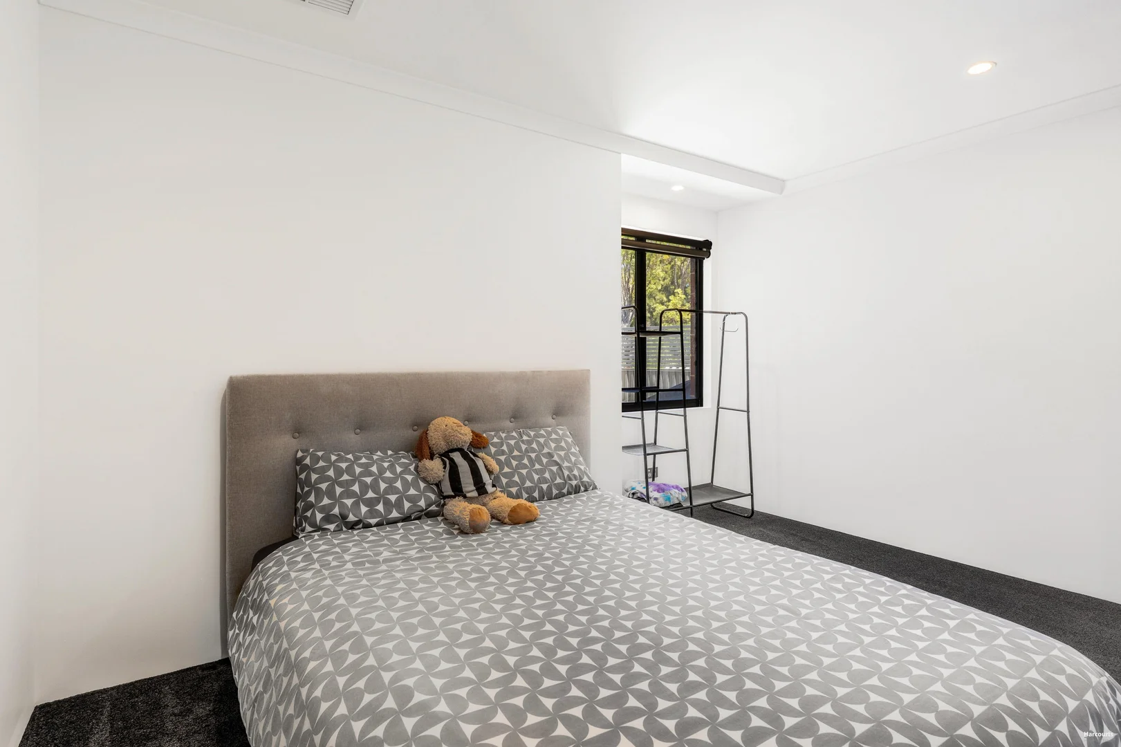 Additional image 29 of 21 Edmonton Parade, Bushmead WA 6055