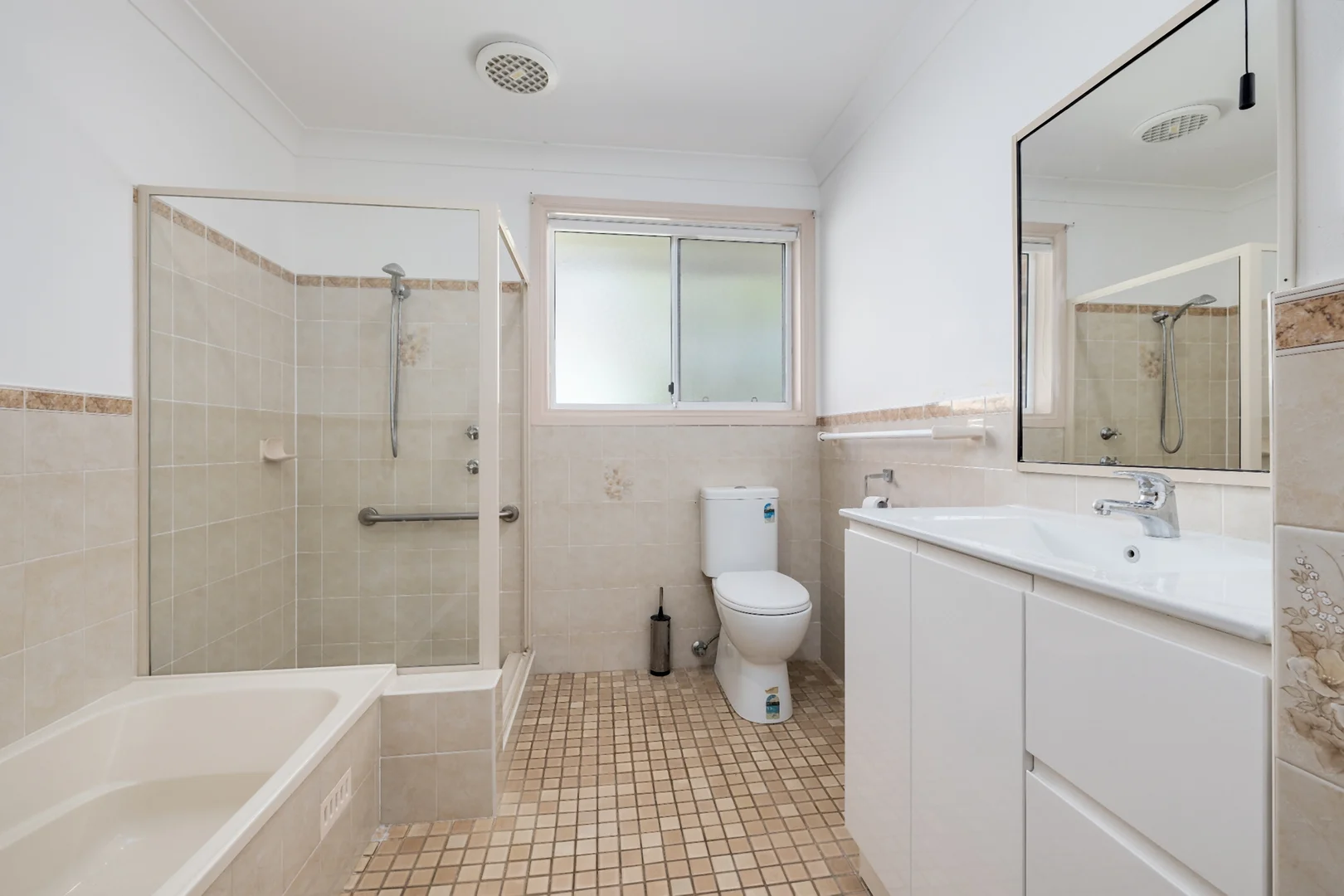 Additional image 6 of 2/30 Blackbutt Crescent, Laurieton NSW 2443