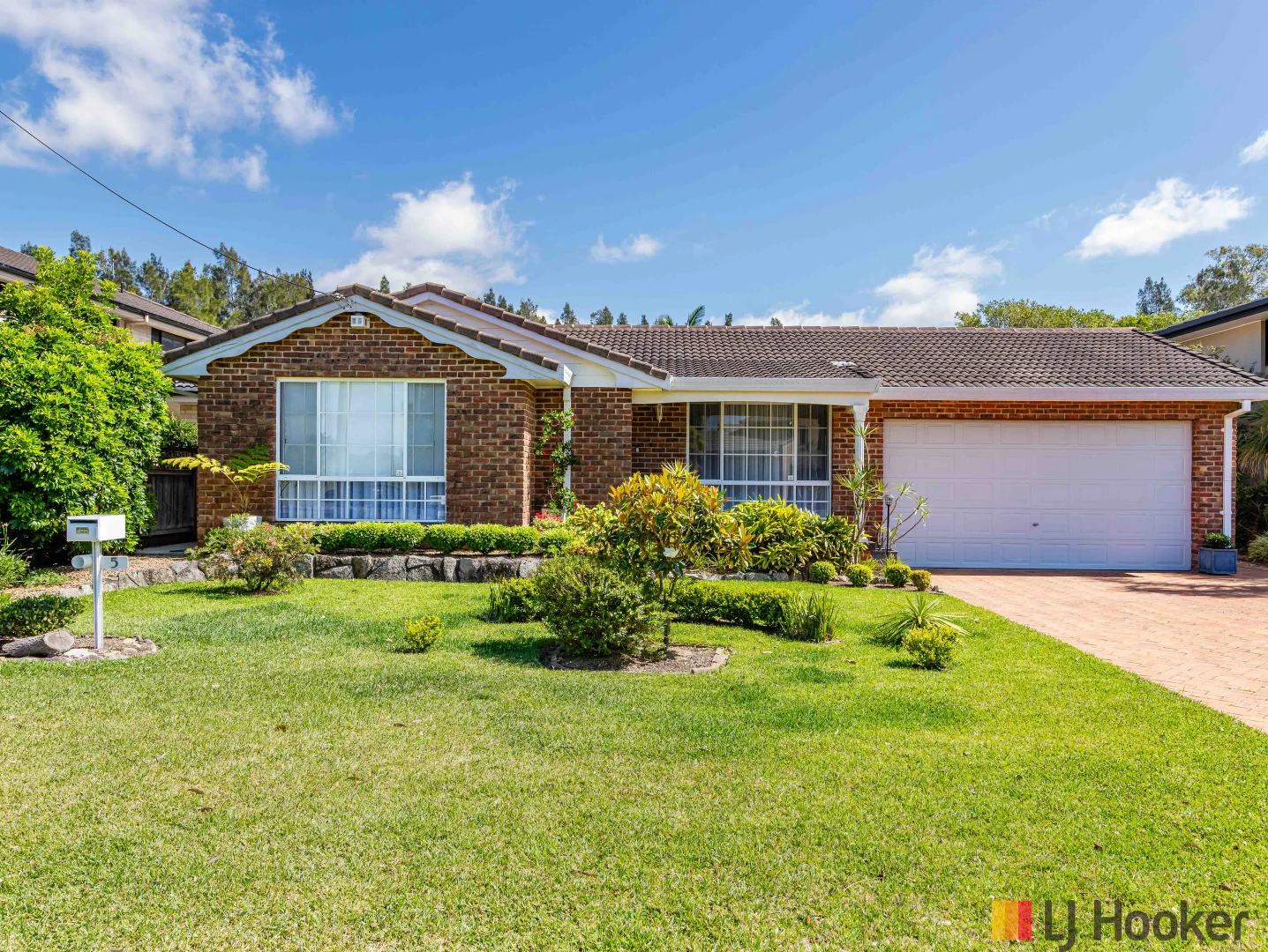 Additional image 4 of 5 Myamba Parade, Surfside NSW 2536