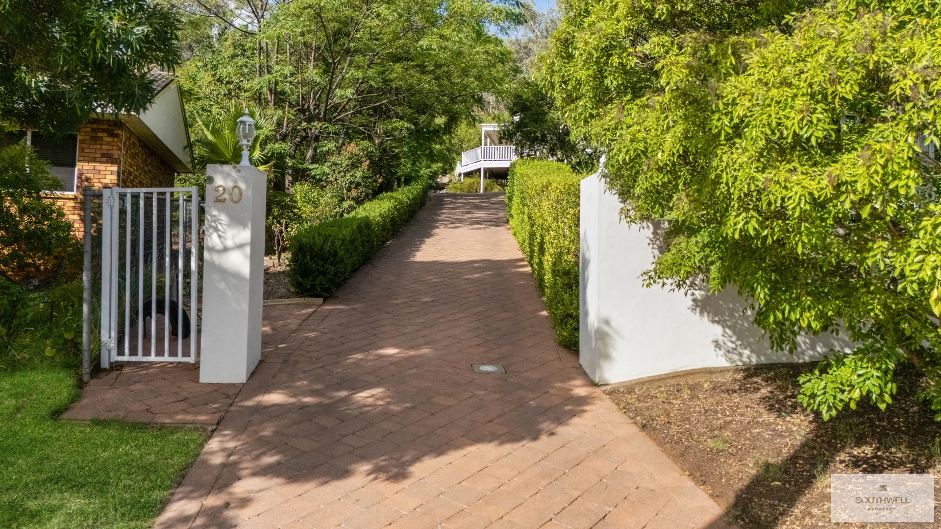 20 Rosedale Avenue, East Tamworth NSW 2340