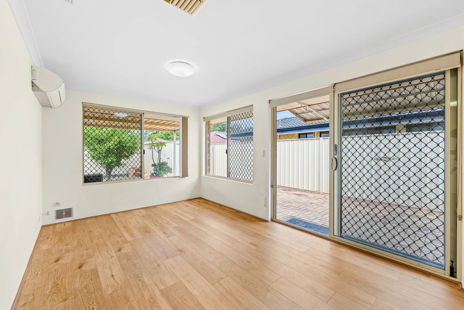 Additional image 3 of 22 Love Street, Cloverdale WA 6105