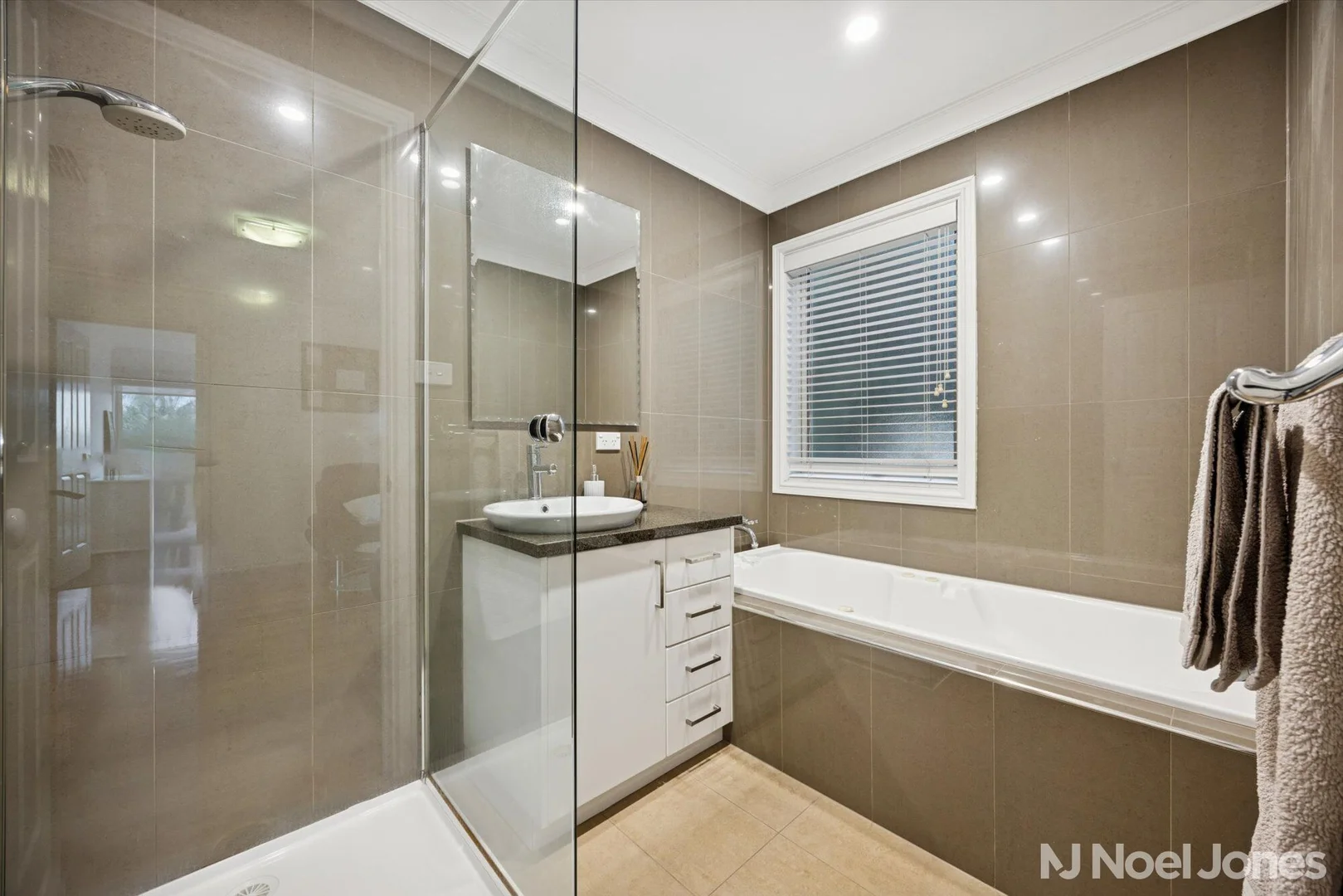 Additional image 11 of 11 Evelyn Road, Ringwood North VIC 3134