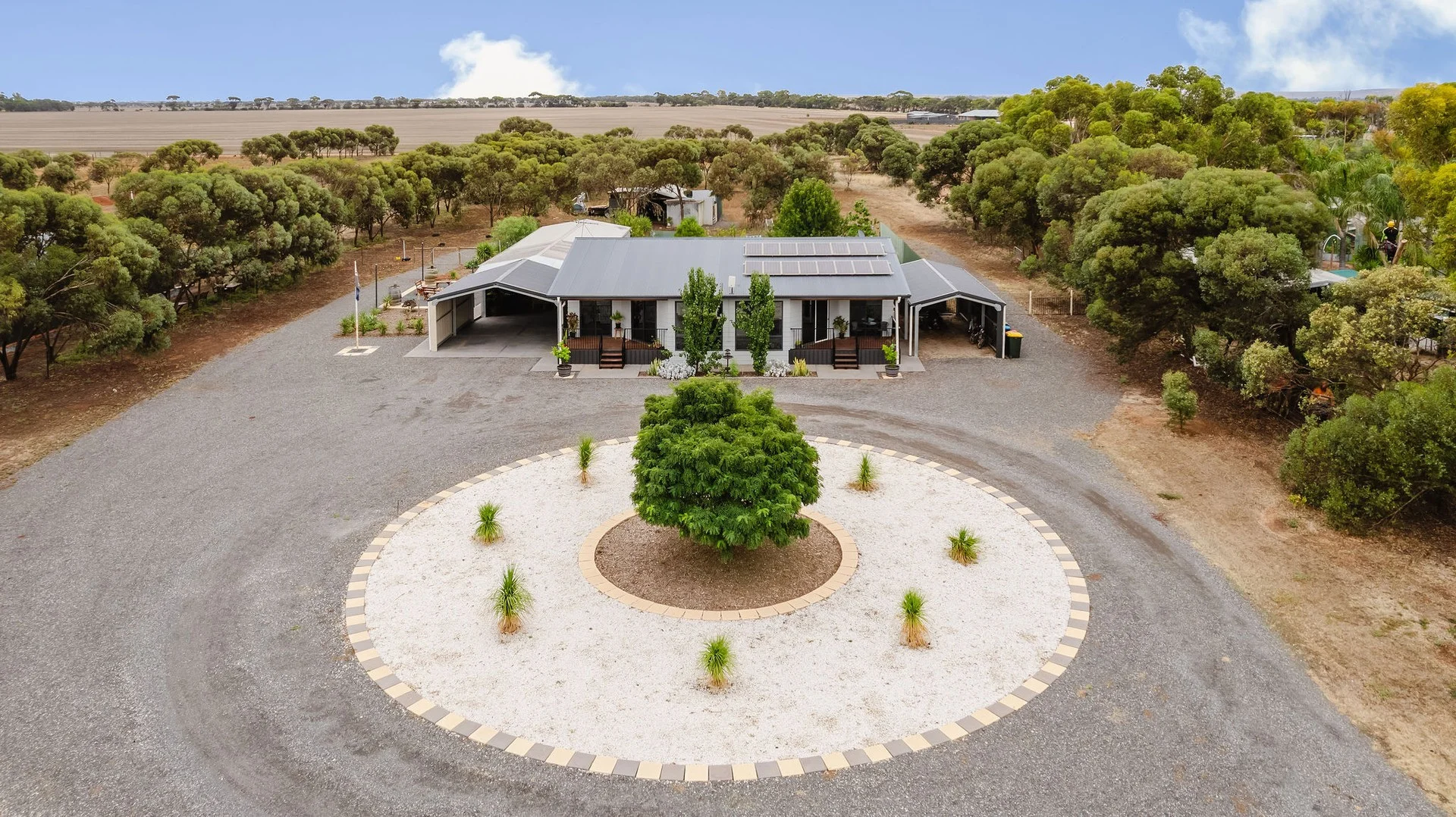 6 Racecourse Road, Balaklava SA 5461