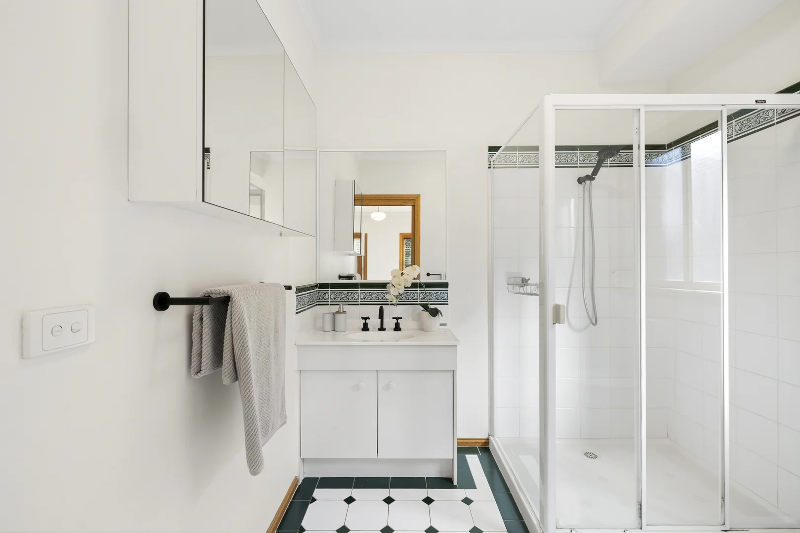 Additional image 8 of 63 Vannam Drive, Ashwood VIC 3147