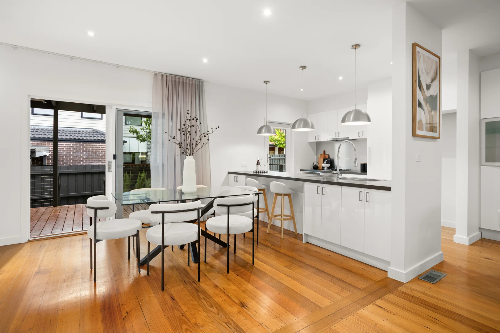 Additional image 4 of 1/23 Lavidge Road, Ashwood VIC 3147