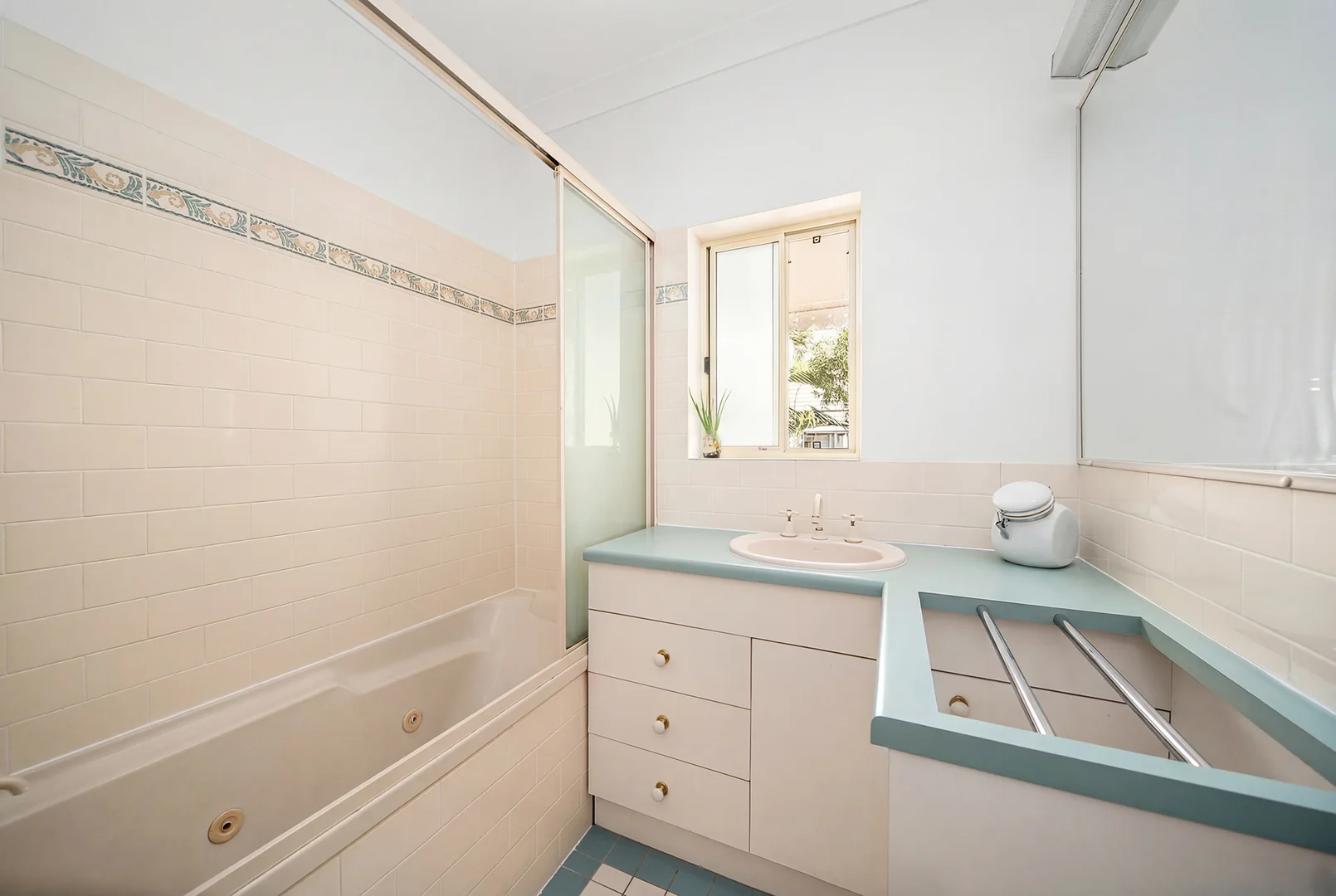 Additional image 6 of 3/38 Dutton Street, Hawthorne QLD 4171