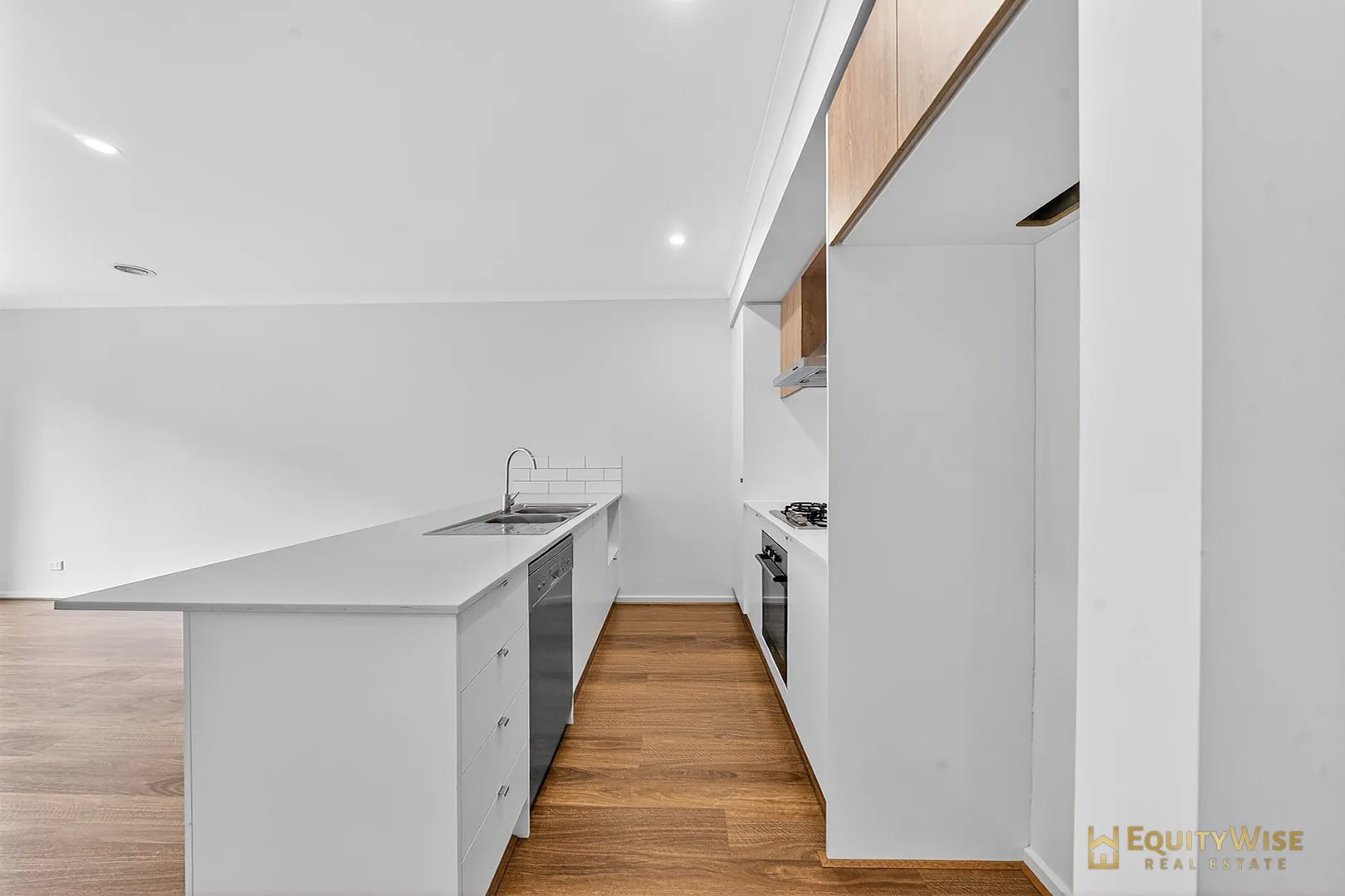 Additional image 4 of 71 Millbrook Drive, Wyndham Vale VIC 3024