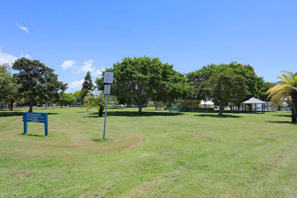 Additional image 30 of 1/27 Eider Avenue, Paradise Point QLD 4216