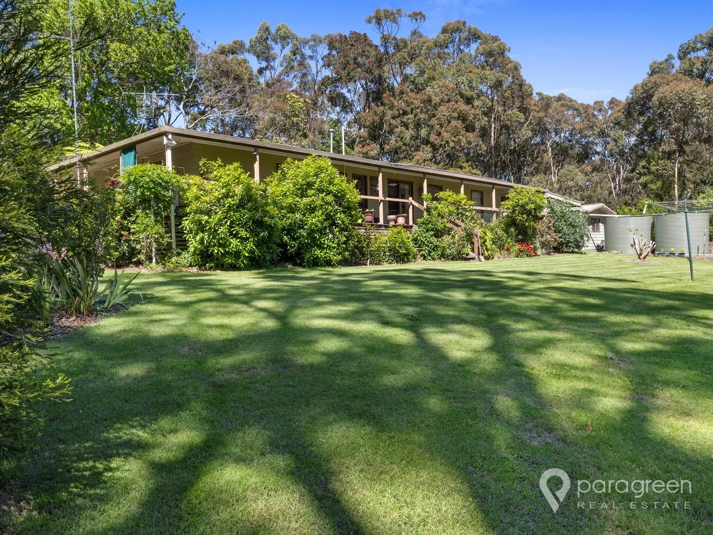 675 Whitelaws Track, Buffalo VIC 3958