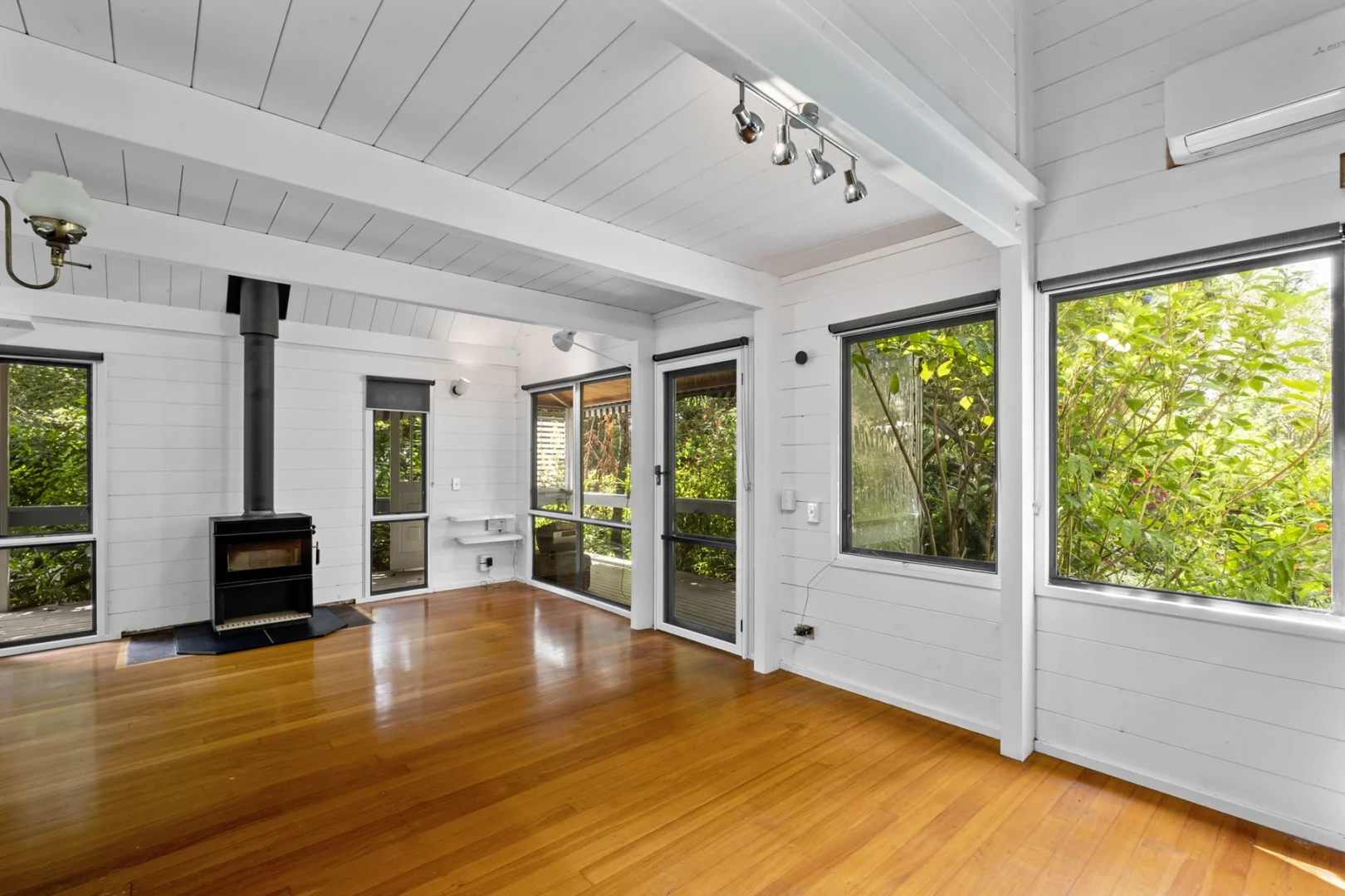 Additional image 2 of 408 Mountain View Road, Maleny QLD 4552