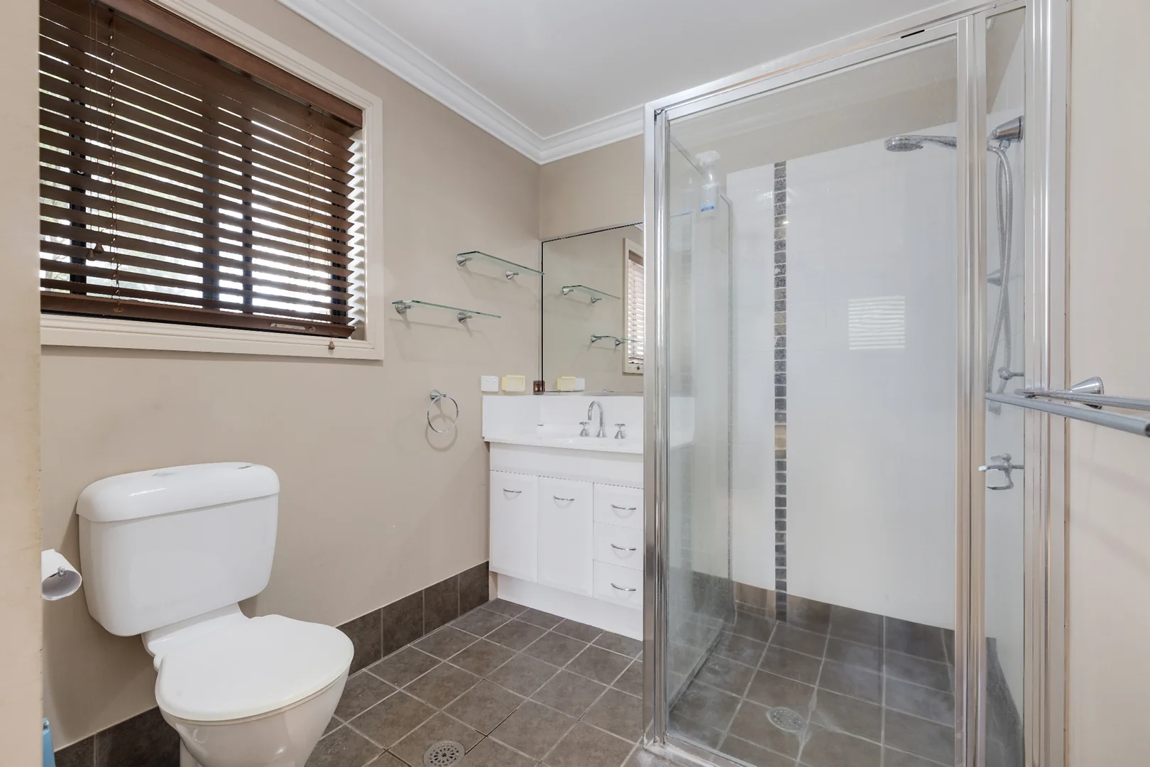 Additional image 10 of 23 Ironbark Crescent, Yarravel NSW 2440