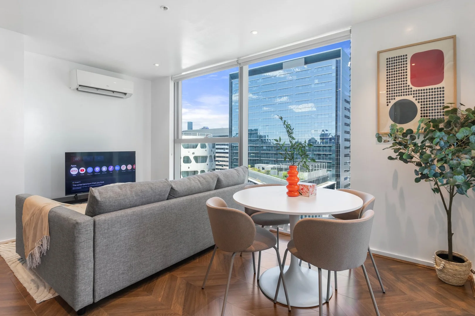 1206E/888 Collins Street, Docklands VIC 3008