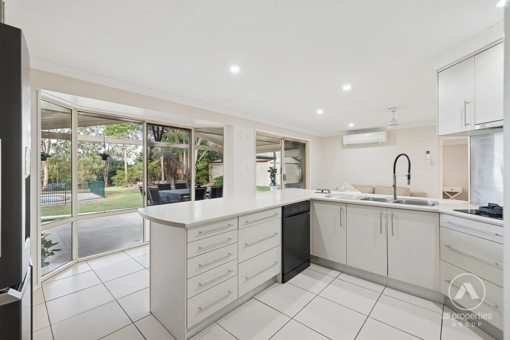 Additional image 5 of 94-96 Carter Road, Munruben QLD 4125