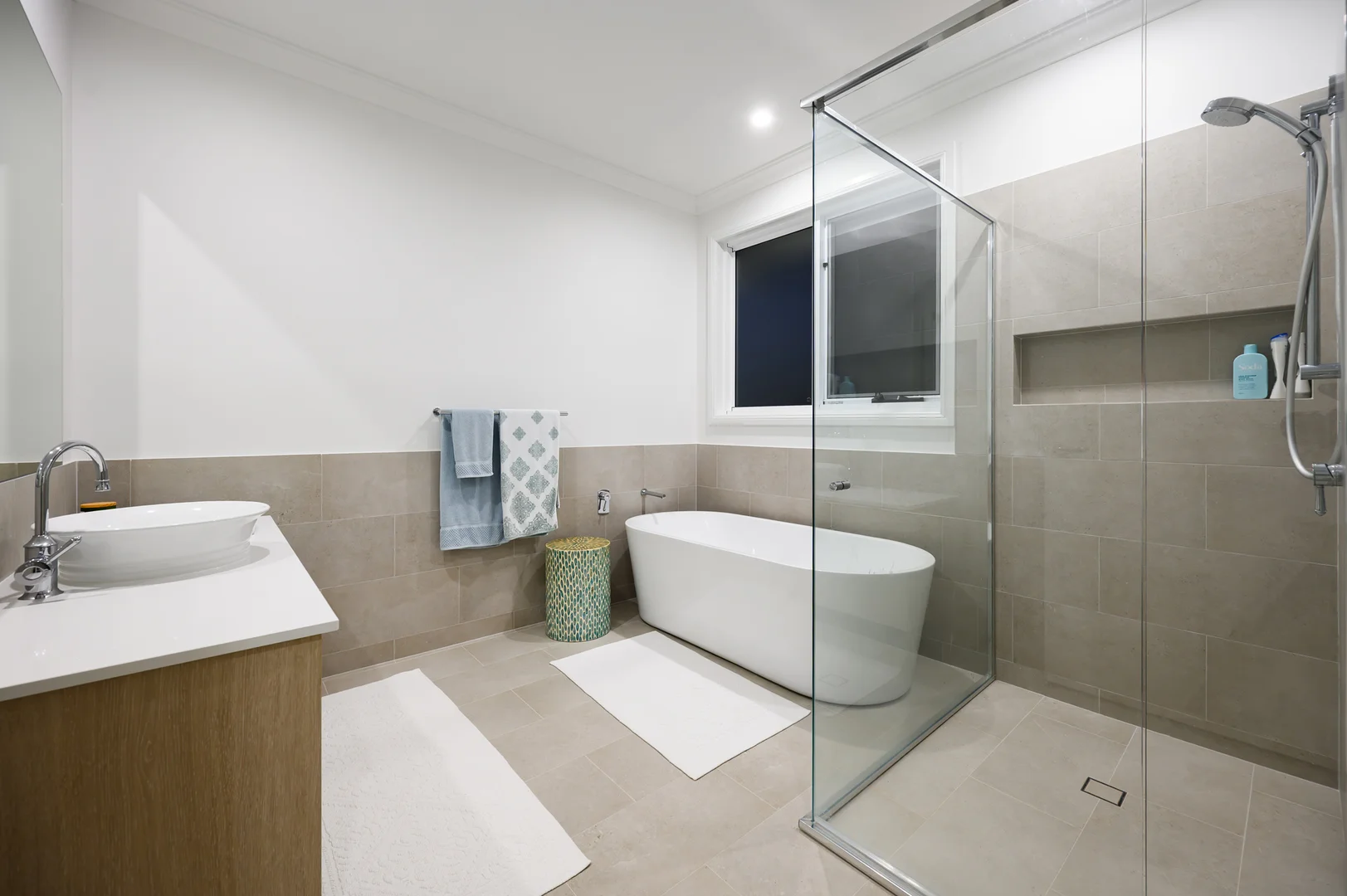 Additional image 33 of 45 River Vista Way, Paradise Point QLD 4216