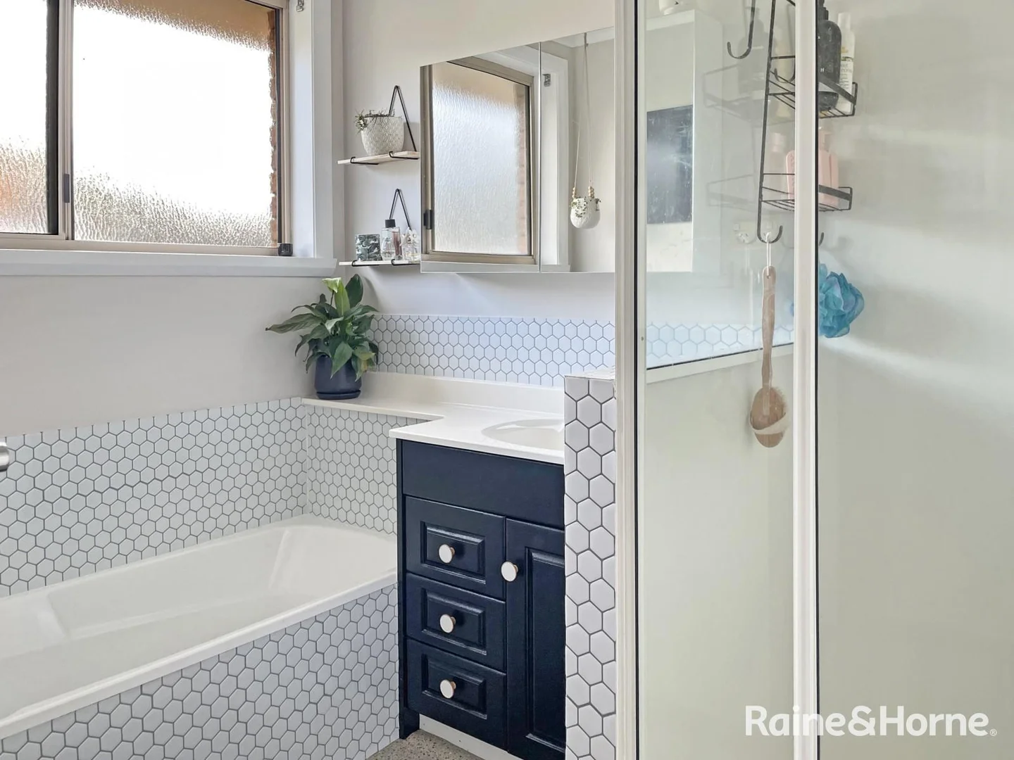 Additional image 8 of 1/61 Bass Street, Warrane TAS 7018