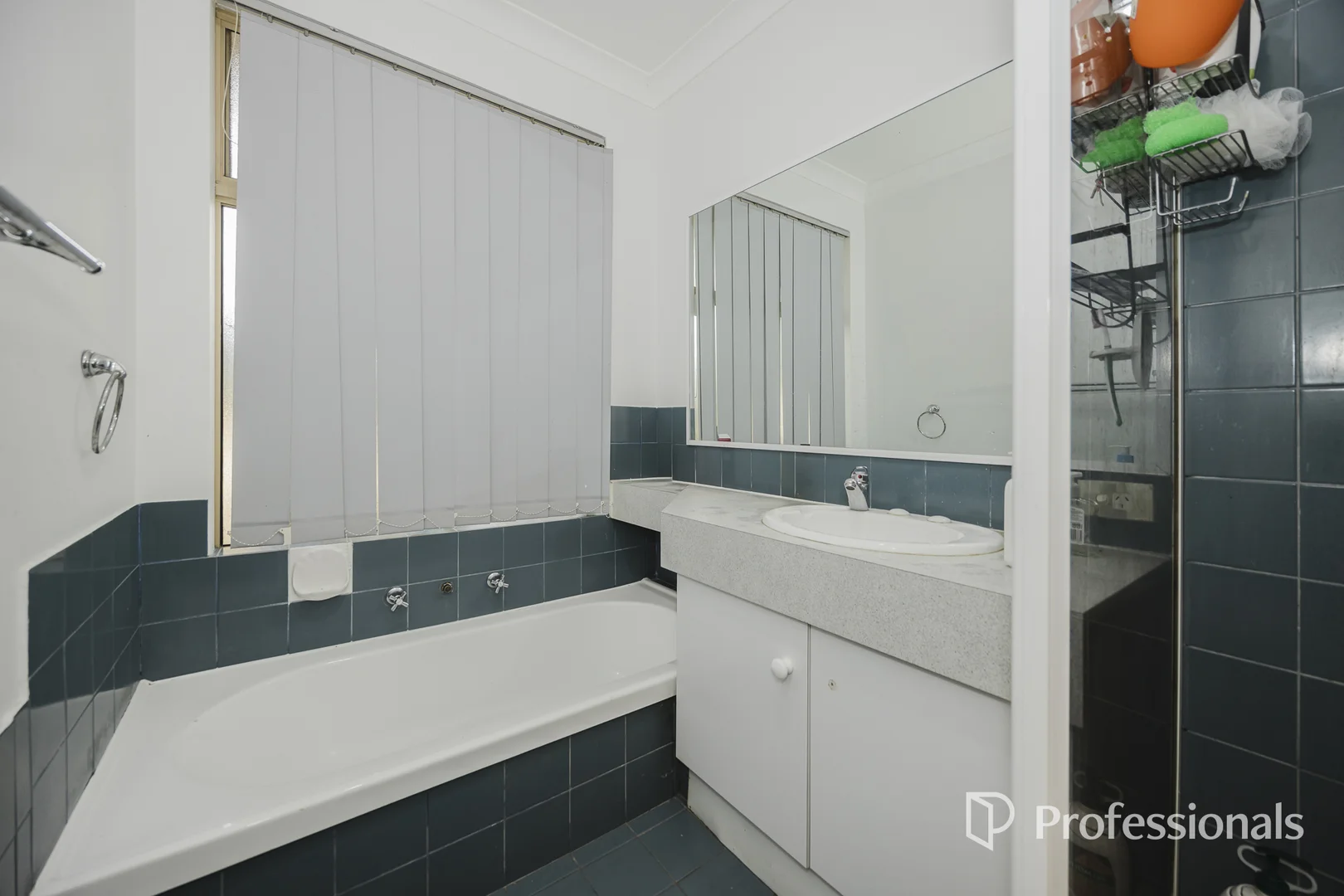 Additional image 44 of 40 Northumberland Avenue, Alexander Heights WA 6064