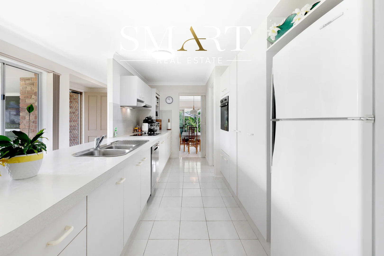 Additional image 20 of 10 Putter Place, Arundel QLD 4214