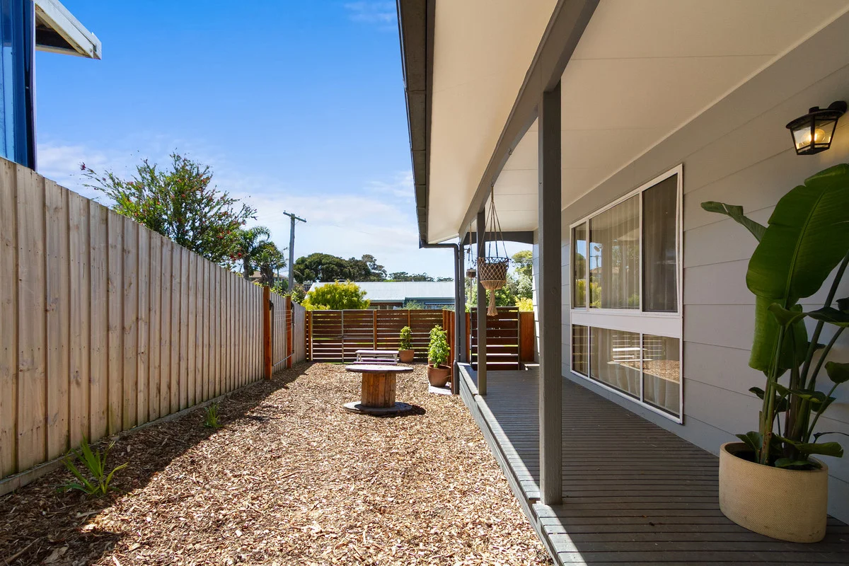 Additional image 11 of 19 West Crescent, Lakes Entrance VIC 3909